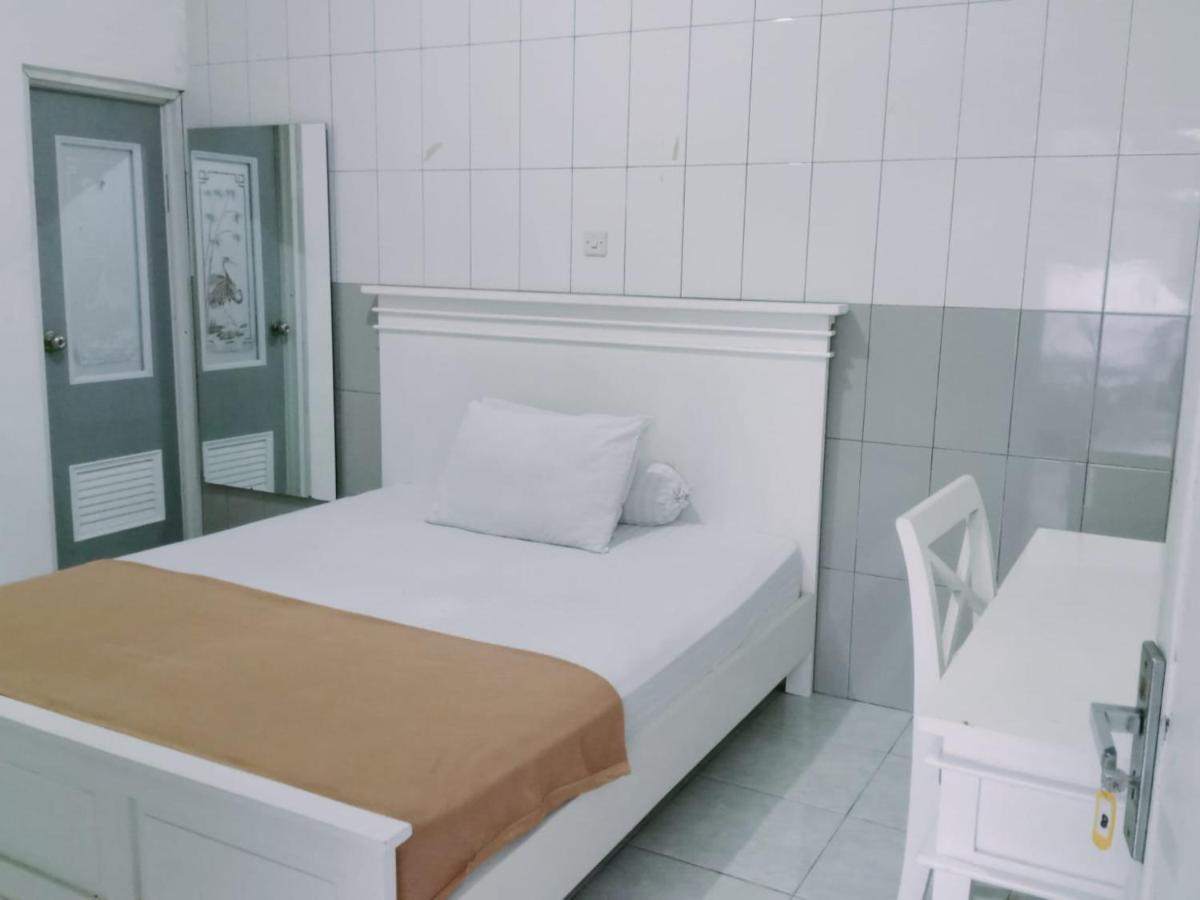 Ratu Guesthouse Sleman  Eksteriør bilde